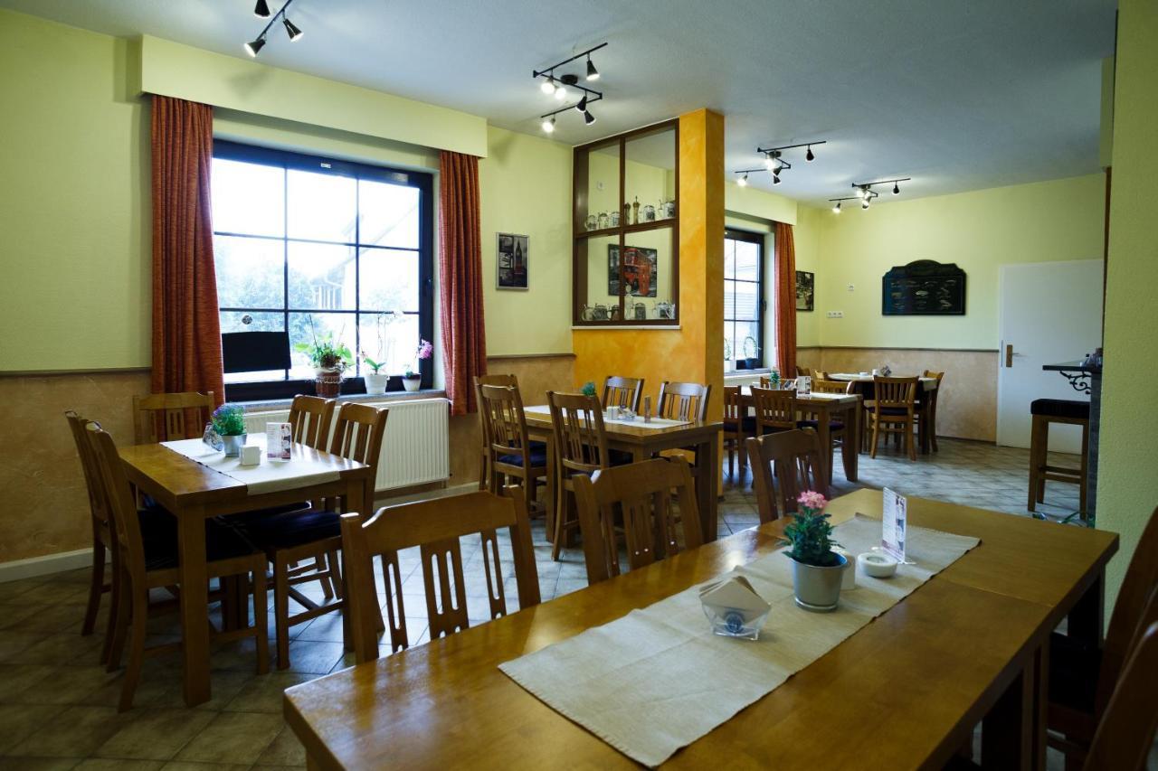 Landgasthaus Queen Victoria Stadtilm المظهر الخارجي الصورة